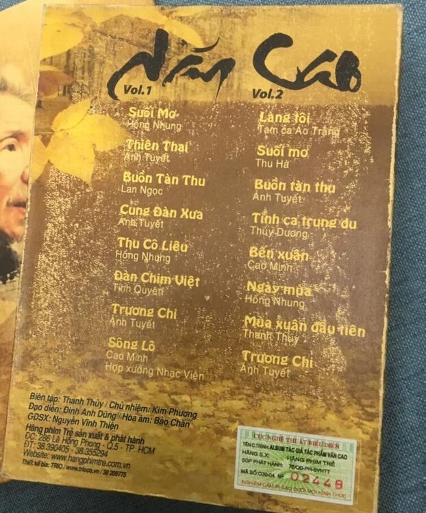 DVD Hãng phim trẻ - mặt sau.jpg